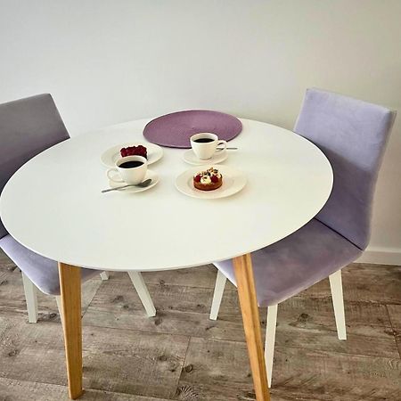 Apartament Purple Poznań Zewnętrze zdjęcie