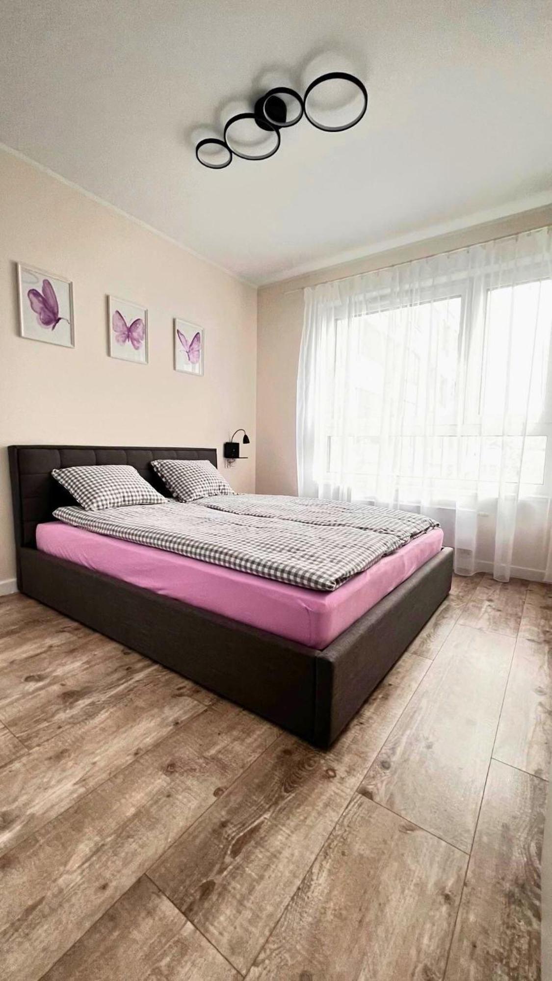 Apartament Purple Poznań Zewnętrze zdjęcie